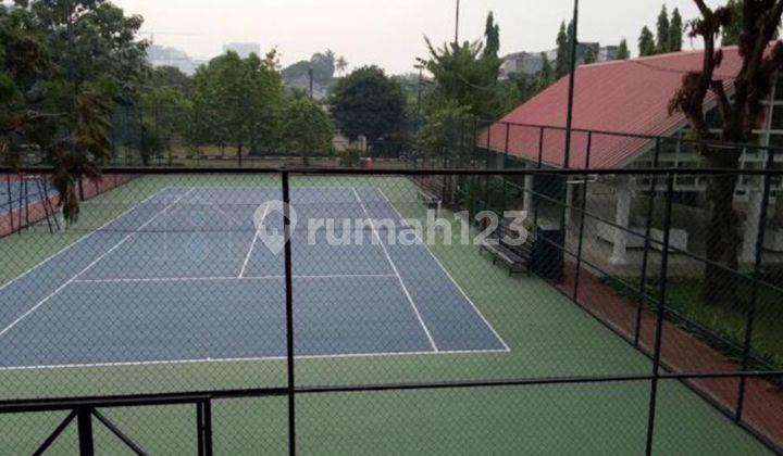 Rumah Hook Bagus Terawat Dalam Komplek One Gate Lebak Bulus 2