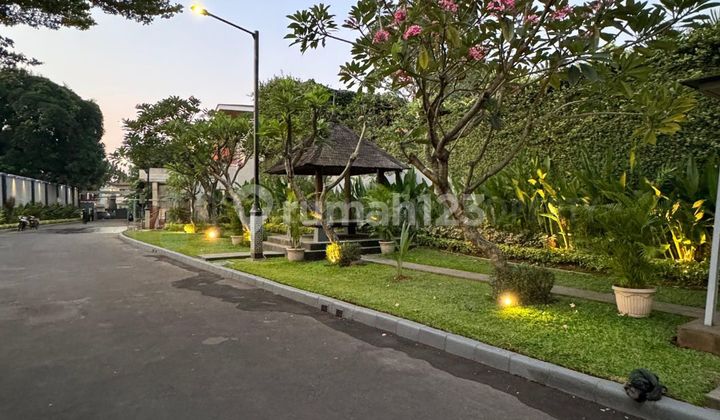 Townhouse Elit Jalan Lebar Private Pool Ampera Kemang Jaksel 2