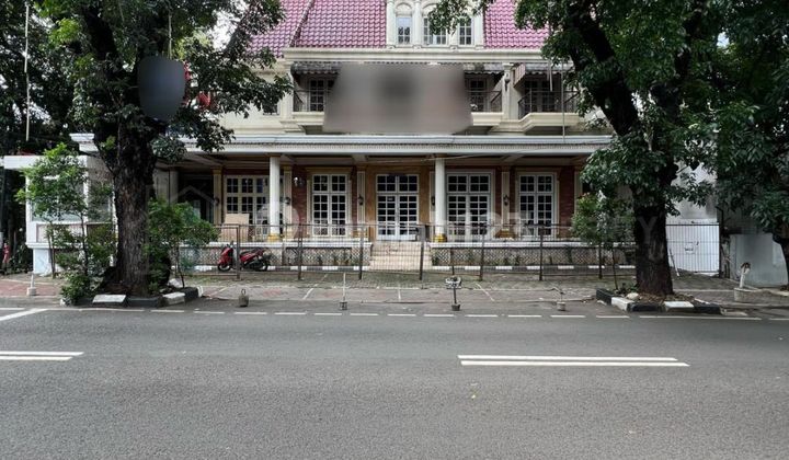 Gedung Usaha Ahmad Dahlan Kebayoran Baru Jaksel Ex Caffe Resto, Butik dan Kantor