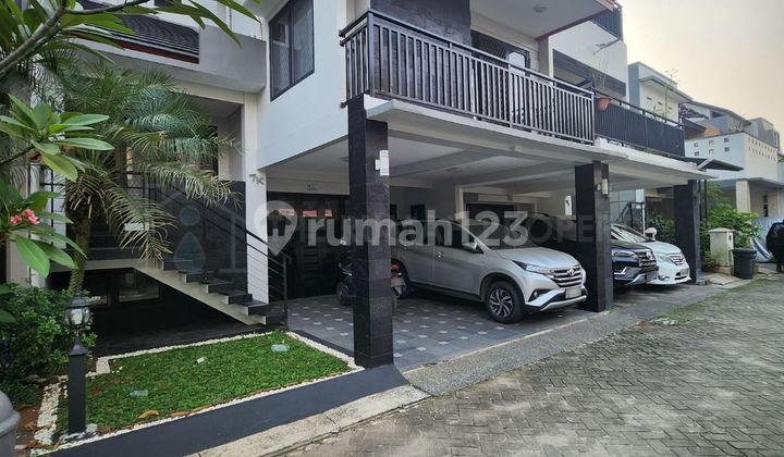 Townhouse Pondok Pinang South Jakarta 5 Bedrooms Wide Complex Street. 2
