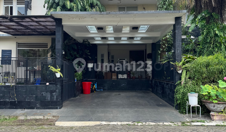 Rumah Bagus Dalam Perumahan Cluster Elit di Cirendeu 2