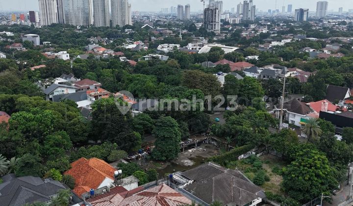 Rumah Hitung Tanah Harga Mendekati NJOP Area Komersil Sisingamangaraja Kebayoran Baru