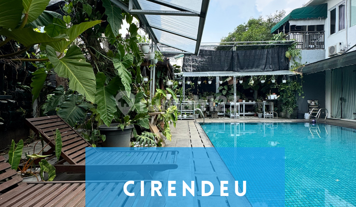 Rumah Bagus Dalam Perumahan Cluster Elit di Cirendeu