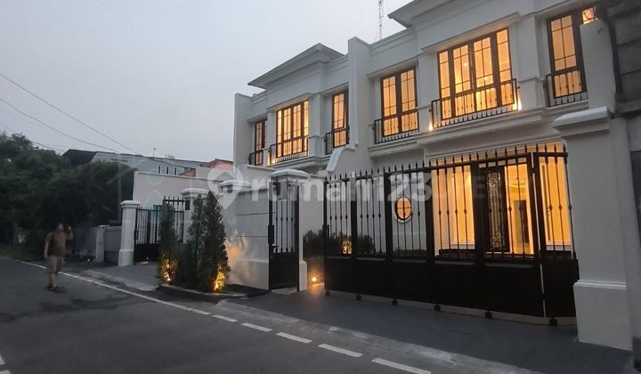 Only 2 Units Left, New House in Cempaka Putih, Central Jakarta, Within a Complex 2