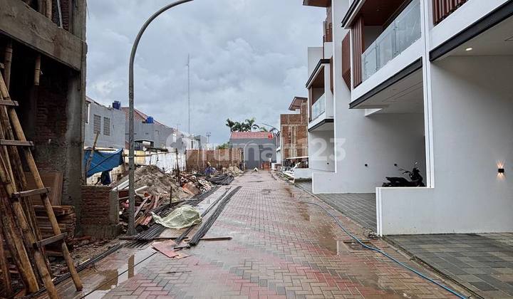 Ready-to-Occupy House House in a Cluster 2