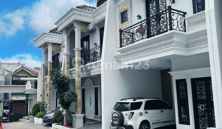 Cheap 3-Story House in Cilandak KKO 2