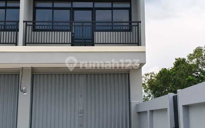 For Sale: New 3-Story Shop House Building on Jl. Soekarno Hatta, Balikpapan 2