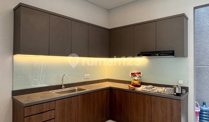 FOR SALE NEW MODERN MINIMALIST HOUSE IN MANYAR 2