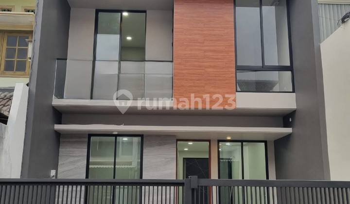 Bw5 For Sale New House Ready to Occupy Cheap Strategic SHM in Babatan Pantai Surabaya 1