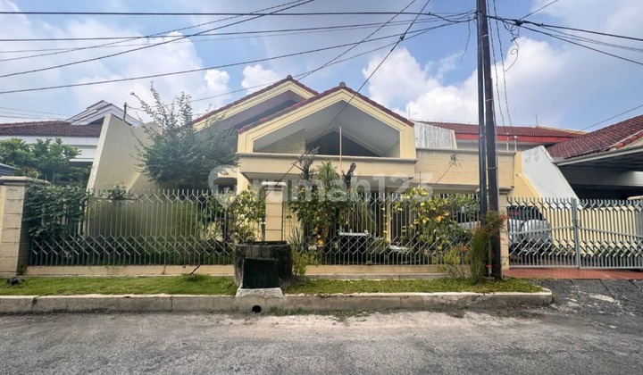 Dijual Rumah Kawasan Elit di Dharmahusada Indah