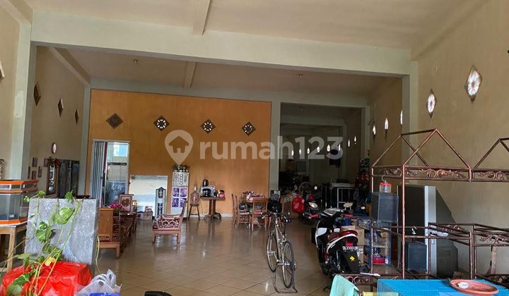 FOR SALE QUICK 3-STORY SHOPHOUSE IN SINGARAJA, BALI FOR SALE QUICK 3-STORY SHOPHOUSE IN SINGARAJA, BALI