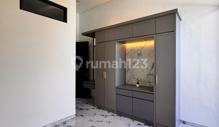 SUPER CHEAP, NEW BUILD, FREE INTERIOR Rungkut established 2