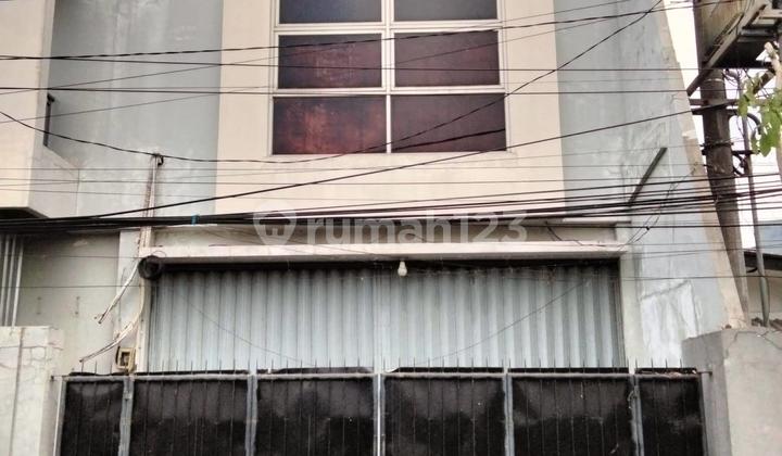 For Rent Shop House in Kedung Cowek