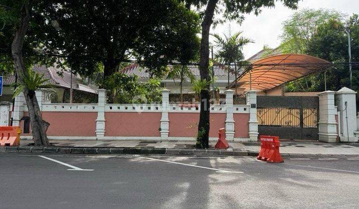 DIJUAL RUMAH FULL FURNISHED DI SEDAP MALAM, SURABAYA PUSAT