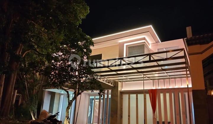 Bw12 Disewa Rumah Minimalis Mewah Murah Strategis di Palm Beach Pakuwon City Surabaya