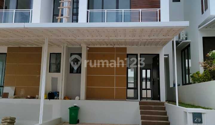 Dijual Central Hill Hill View