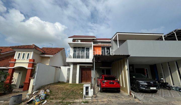 RUMAH VILLA BUKIT INDAH 1