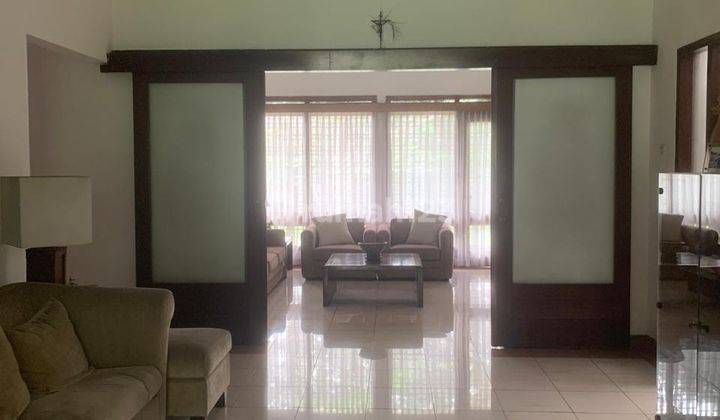 Disewakan Rumah Cocok Untuk Resto/ Kantor/ Show Room 2