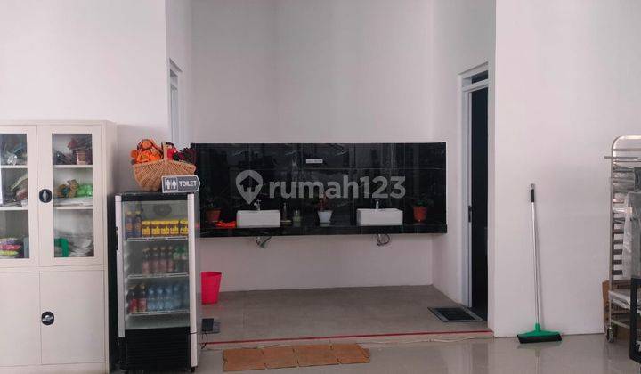 Dijual Bangunan Commercial Dan Lux Di Mainroad 2