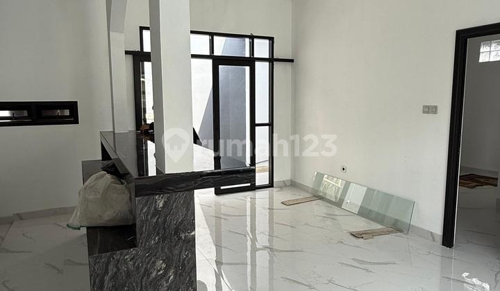 Disewakan Rumah Baru Minimalis Di Setiabudi Regency 2