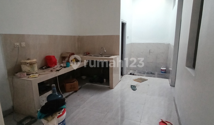 Rumah 3 kamar luas 90m full Renovasi  5