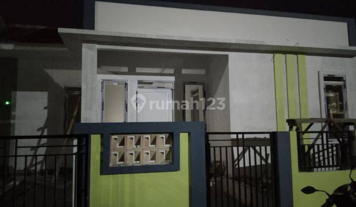Rumah Hoek luas 89m full Renovasi citra indah  2
