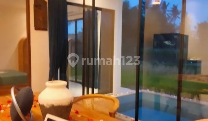 For Rent Villa with Rice Field View in Ubud, Strategically Located 10 Minutes from Monkey Forest. 40 Minutes from Nyanyi Beach, 40 Minutes from Tanah Lot. For Rent Villa with Rice Field View, 30 Days + Free Housekeeping with 2 Cleaning Visits per Week. Location: 10 Minutes from Monkey Forest.