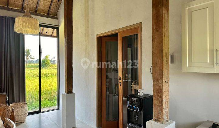 Cheap villa for rent 10 menutes from monkey forest central Ubud Bali Indonesia in the middle of rice fields 10 minutes to Central Ubud Gianyar Bali Indonesia strategic 5 minutes to Rusters Kafe Sayan Ubud 40 minutes from Canggu 2