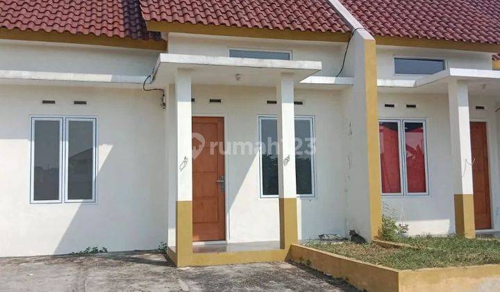 Promo Kemerdekaan Dijual rumah nyaman diskon 100 juta u pembelian Cash keras dan diskon 50 juta rupiah untuk KPR, Luas tanah 75 meter persegi luas bangunan 43 meter persegi lokasinya strategis tunggu apa lagi siapa cepat dapat di Kavling Polri Arco Depok, 2