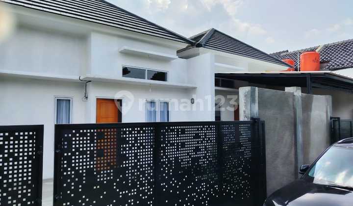 For Sale Strategic Good and Profitable Home, First Come First Served. SHM Ready Stock, No Noise, 100 Meters from Alfa Mart on Al Mariaty Mosque Street, Duren Seribu, Near Herbal Insani Park.