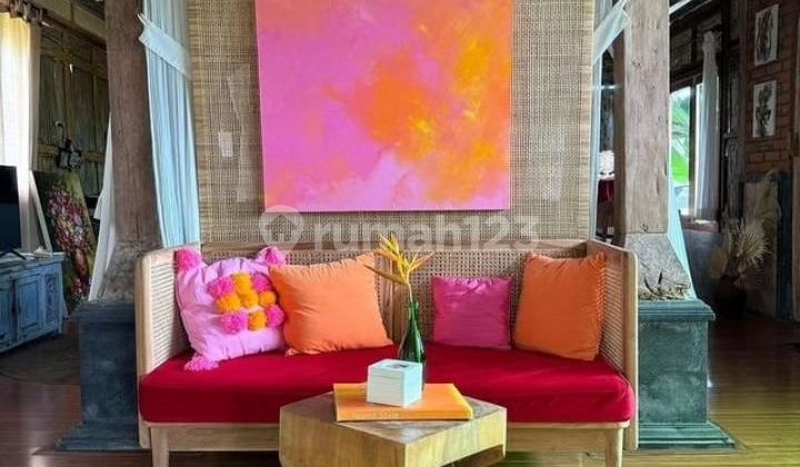 For Rent Villa Rice Field View Sayan Ubud Gianyar 10 Menit ke Central Ubud Mongkey Forest 40 Menutes ke Canggu Bali Indonesia Strategis 3 Menit ke Rusters Kafe Sayan Ubud Gianyar