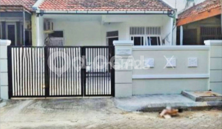 Rumah Taman Pegangsaan Indah Kelapa Gading, Jakarta Utara