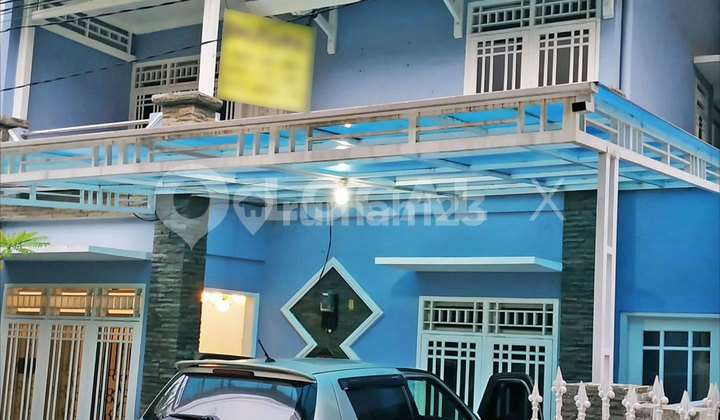 Rumah Kuning Langsat Kelapa Gading, Jakarta Utara
