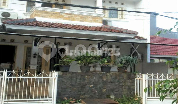 Rumah Simponi Mas Kelapa Gading, Jakarta Utara