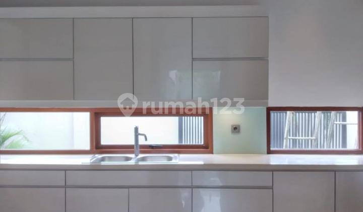 NICE HOUSE IN EAST KEMANG 2