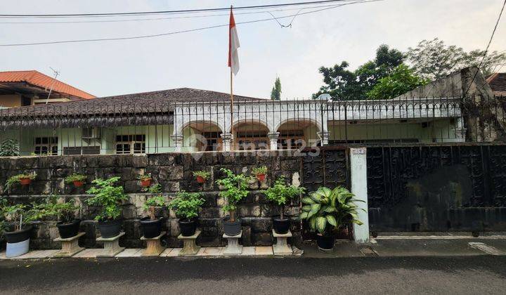 Rumah Hitung Tanah Dalam Komplek Dekat Kemang Raya 1