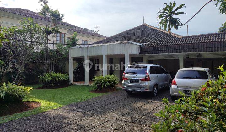 Rumah Tua di Kemang Dalam Turun Harga 1