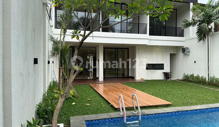Tropical Modern House di Kemang Selatan 2