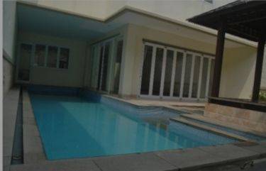 Townhouse Bagus di Kemang 2