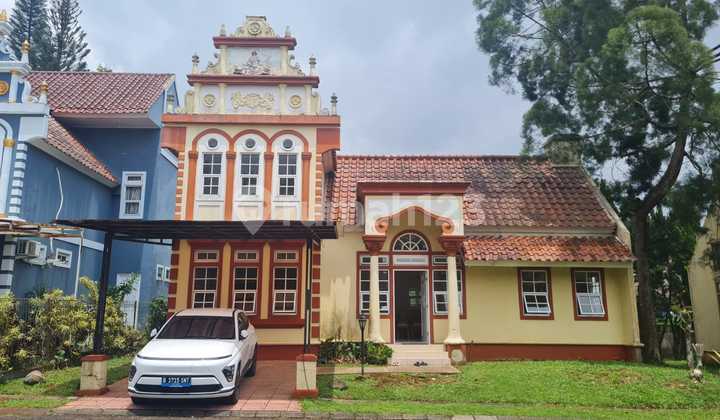 VILLA KOTA BUNGA EINDHOVEN VILLA KOTA BUNGA EINDHOVEN