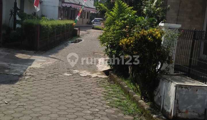 For Rent 2-Story House in Rancasaari Cipamokolan Bandung 2