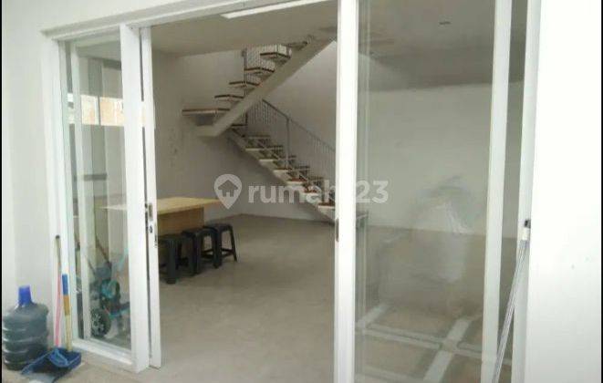 JUAL CEPAT RUMAH 2 LANTAI DI CIKUTRA BANDUNG 2