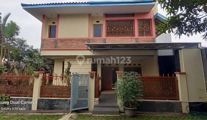 RUMAH 2 LANTAI BELAKANG POLDA DI PANYILEKAN BANDUNG 1