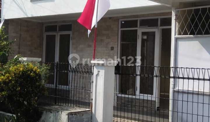 For Rent 2-Story House in Rancasaari Cipamokolan Bandung 1