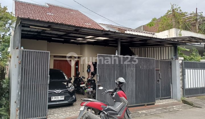 Rumah Luas Di Komplek Margahayu Raya Metro Bandung