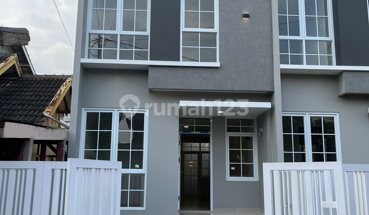 Rumah Baru 2 Lantai Lokasi Strategis Di Cisaranten Arcamanik