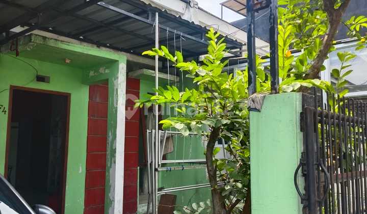 Di Sewakan Rumah Siap Huni Dekat Tol Buah Batu Bandung