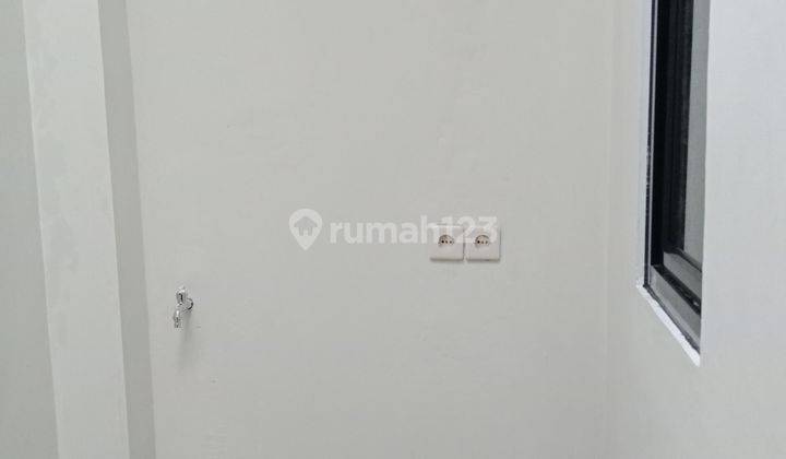 Rumah Baru Minimalis Siap Huni di Ciledug Tangerang