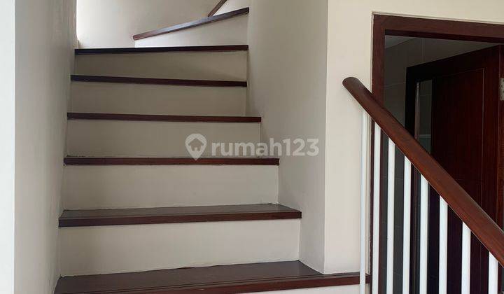 Jual Rumah Mewah Besar Megah Bebas Banjir 23