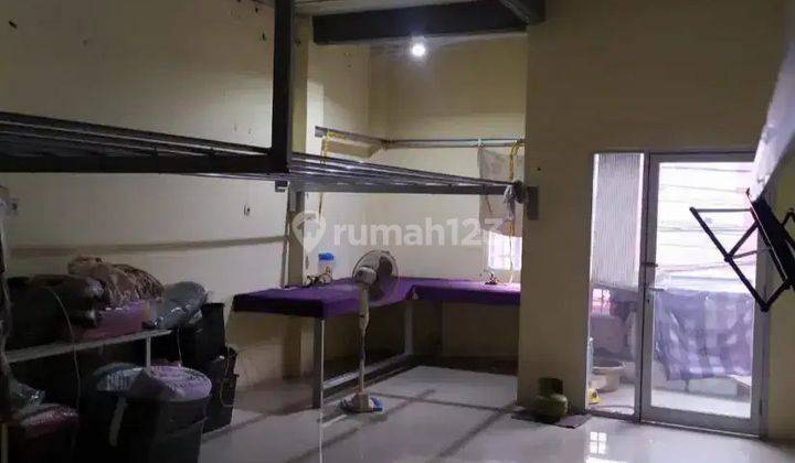 Dijual Ruko 3 Lantai di 
Bekasi
Bersebelahan Dengan Summarecon Bekasi 9